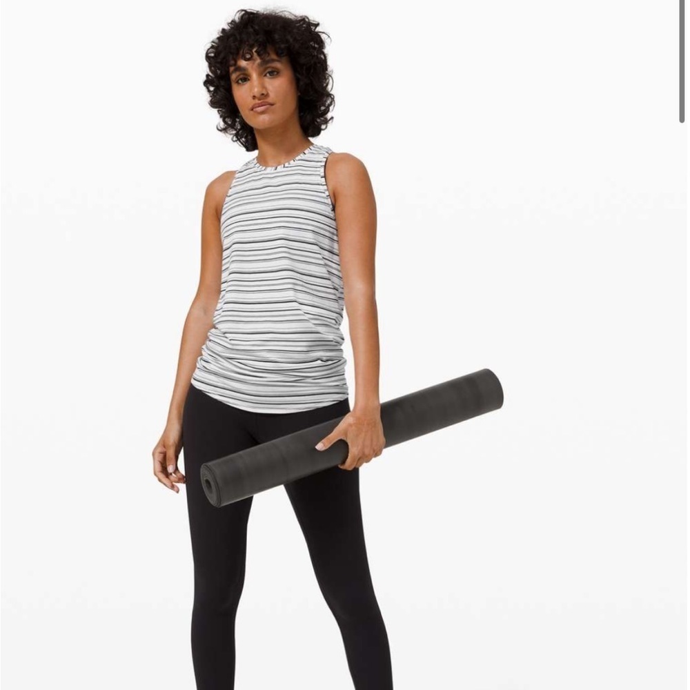 Lululemon All Tied Up Tank
Cut out Back Stripe White Black NWOT Sz 6​​​​ ☀️​ - Picture 5 of 10